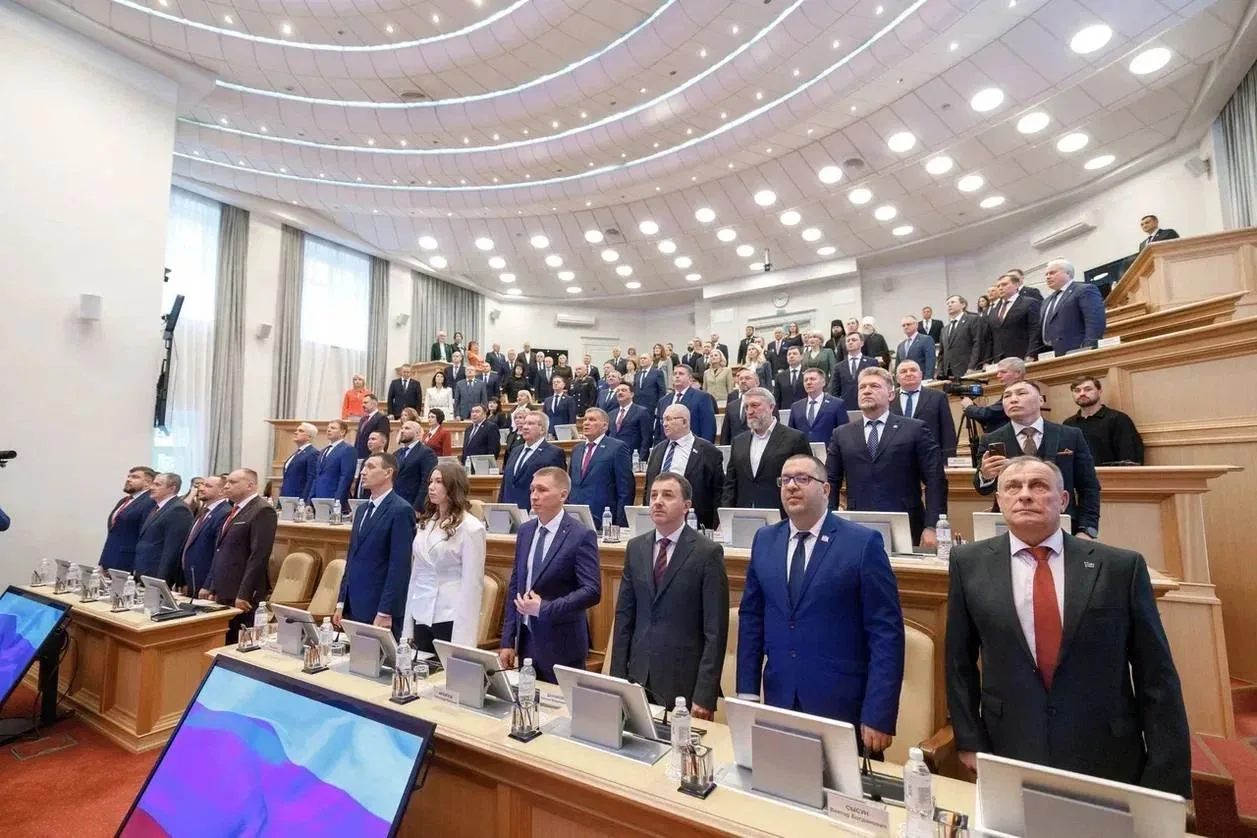 ✍️Виктор Сысун вновь вошёл в состав Совета законодателей трёх регионов🏢