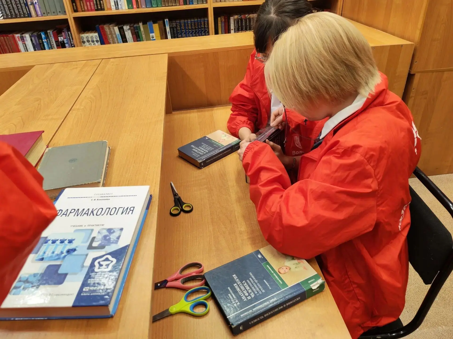 📚 ПОДАРИЛИ КНИГАМ ВТОРУЮ ЖИЗНЬ!