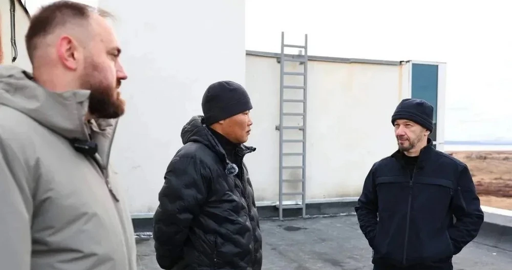 👷‍Капремонт крыши Центра образования в Угольных Копях должны завершить 15 октября, соо...