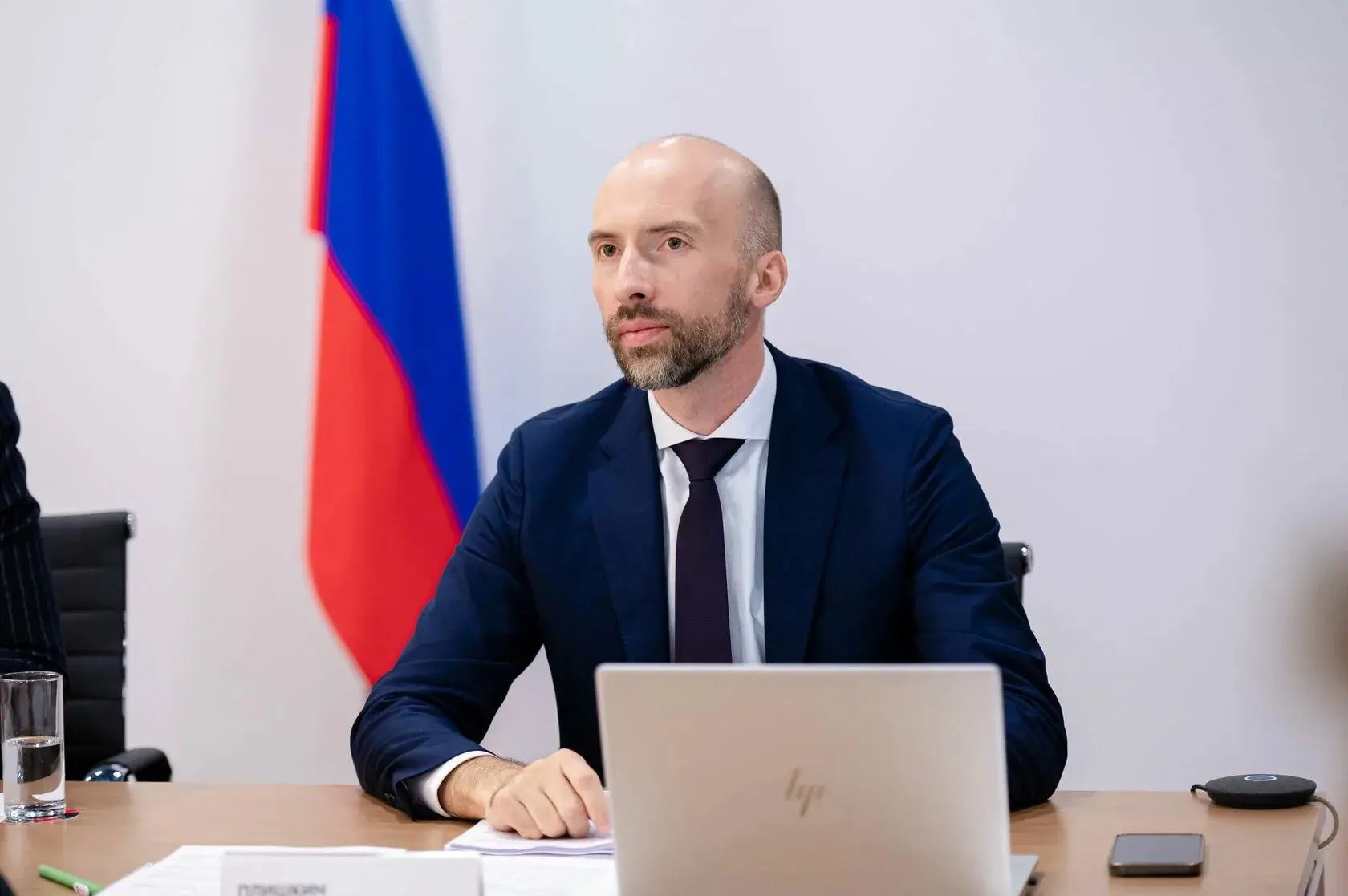 Глава Сириуса Дмитрий Плишкин обратился к жителям и гостям федеральной территории с про...