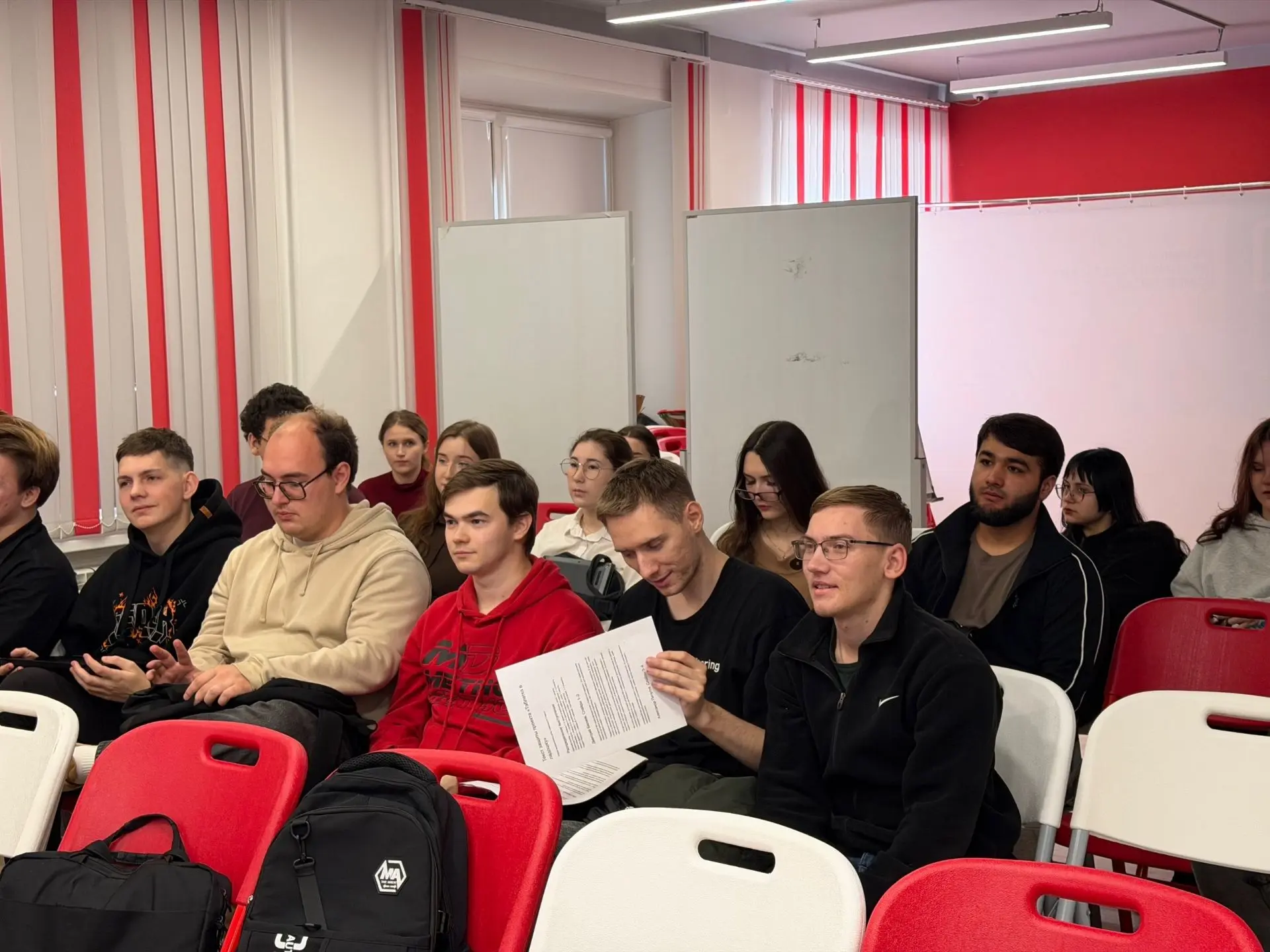 🚀Экватор пройден: Демо-день «ВолгаTECH.INFO 2026»