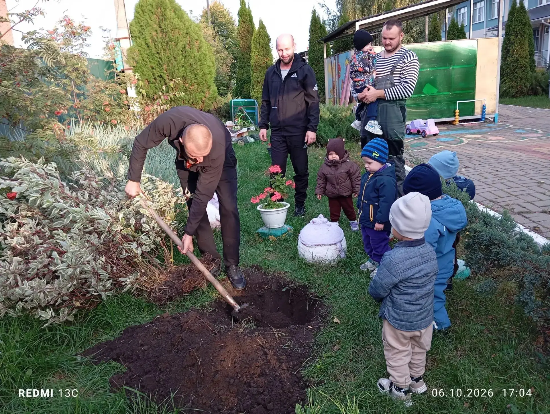 🌳 «Маленькое дерево — большие открытия»