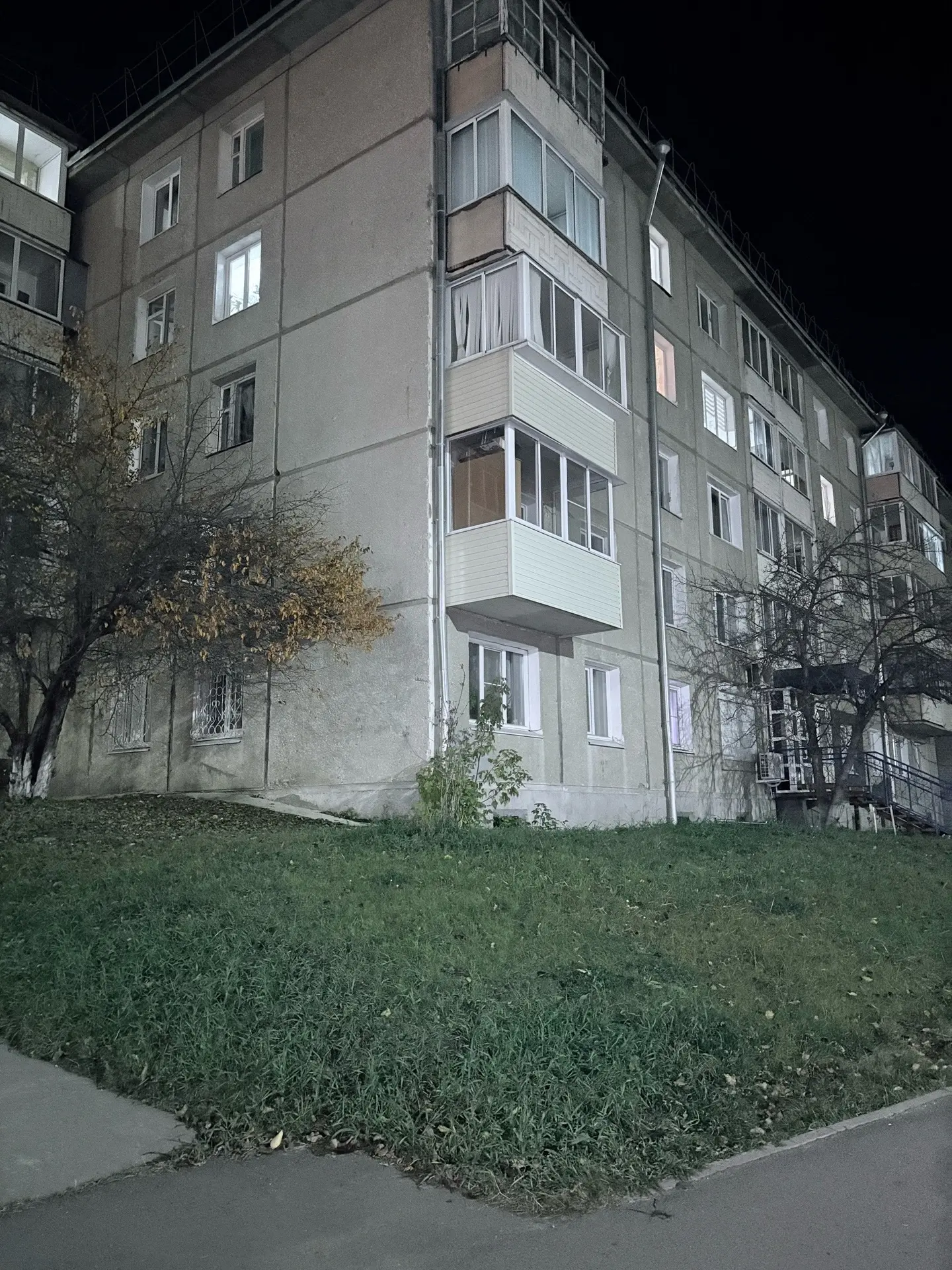 Здравствуйте, опубликуйте пожалуйста. Анон. 2а-2. Чуть не прибили стеклянной банкой. Же...