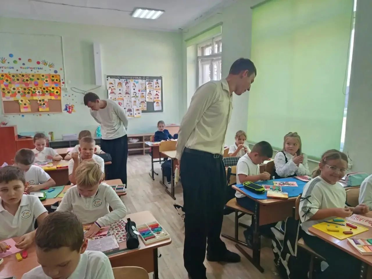 В школе отпраздновали День учителя!