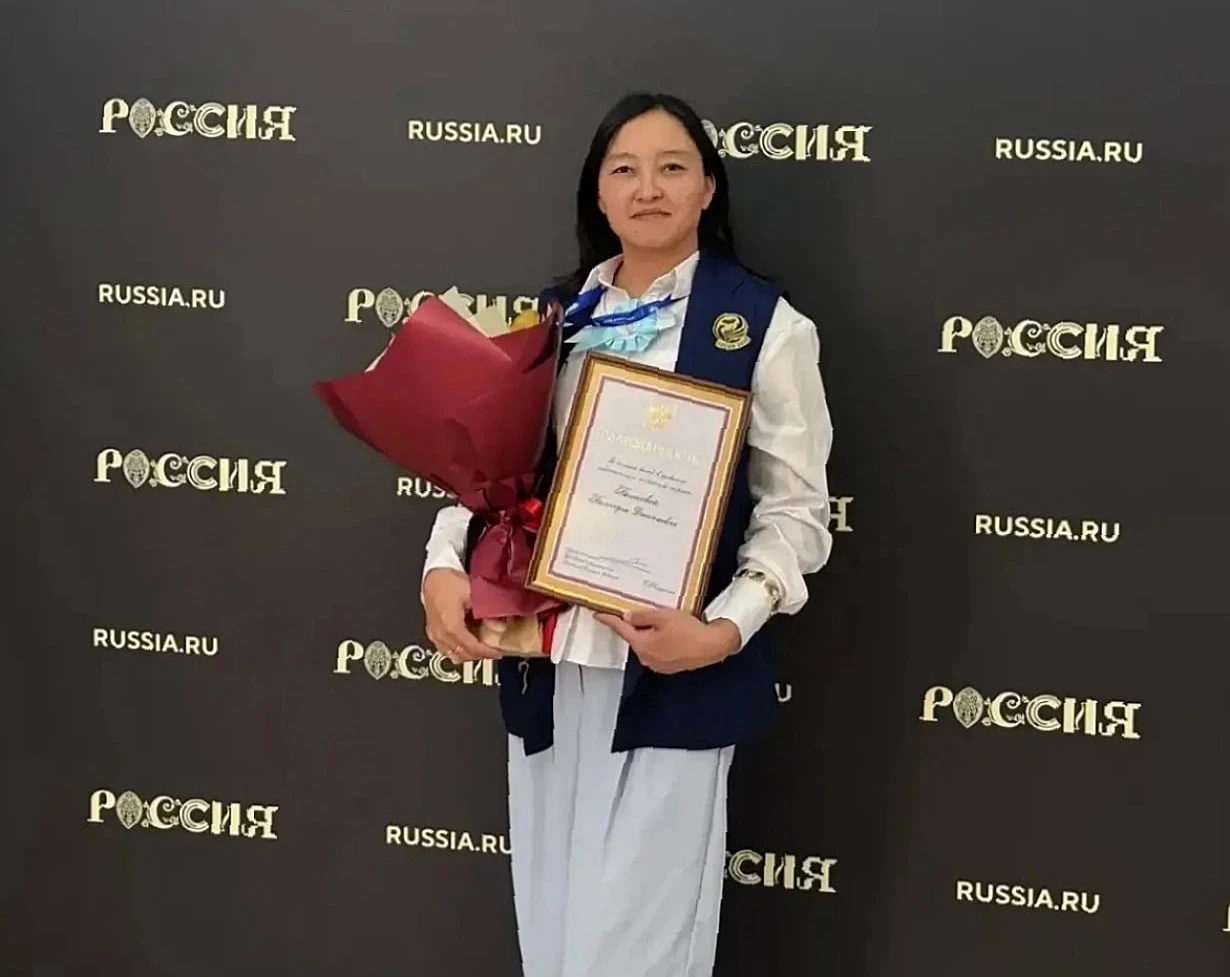 Учитель из Кош-Агачского района получила Благодарность Администрации Президента