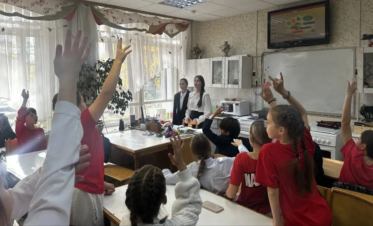 🧼 В гимназии №3 Зеленодольска школьников учили правильно мыть руки