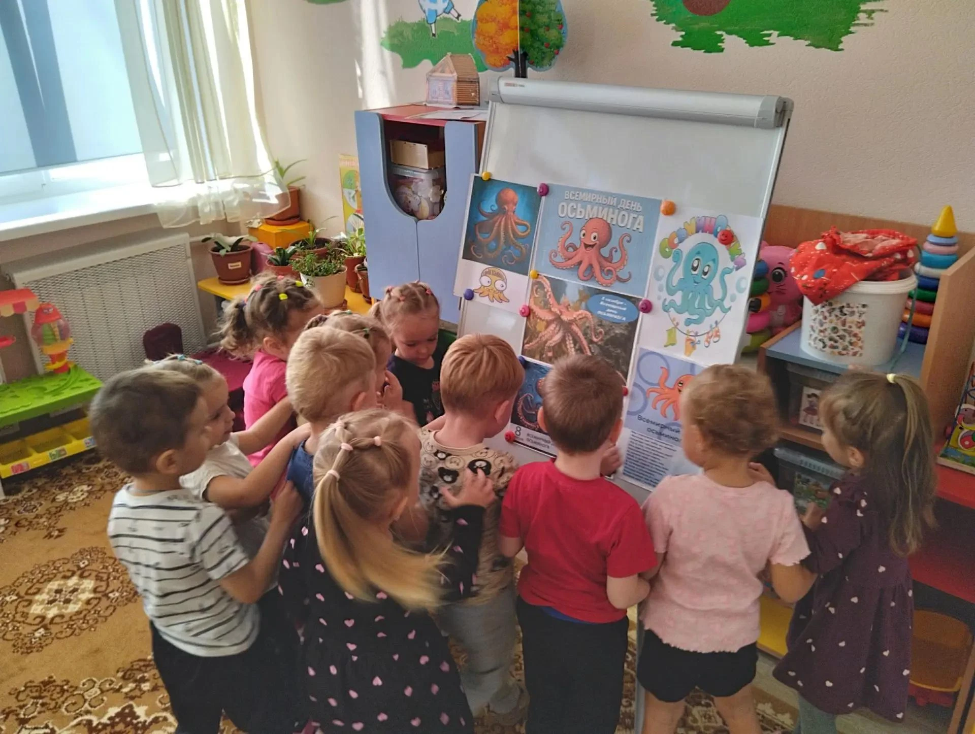 Всемирный день осьминога отмечается ежегодно 8 октября. В ГБДОУ "Детский сад № 98 г.о. ...