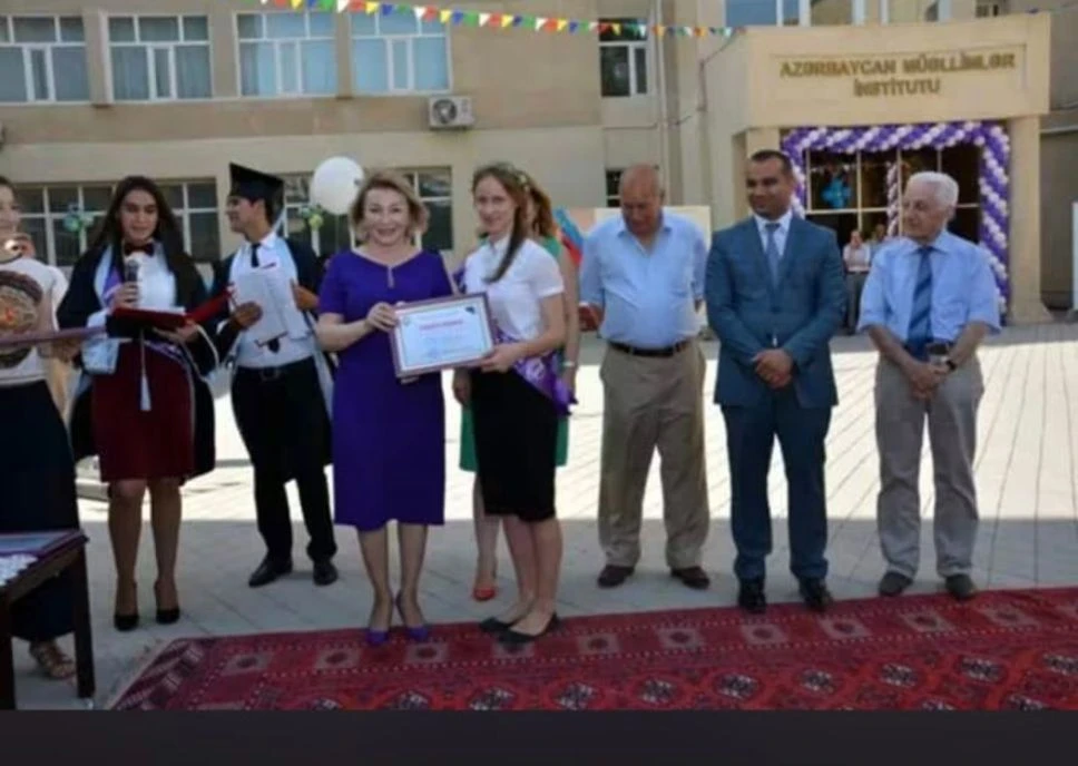 Сегодня мой профессиональный праздник)