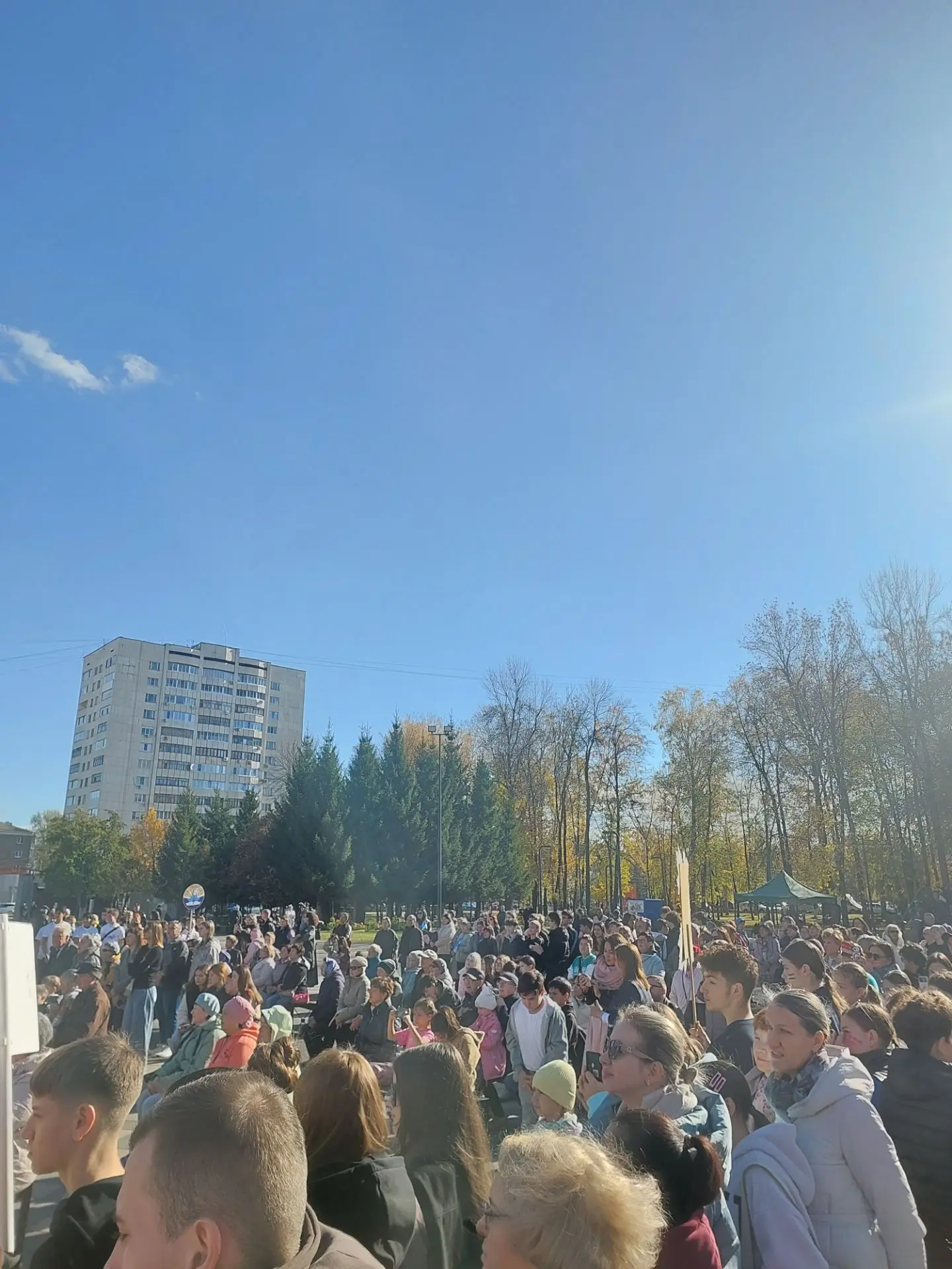 Хоровод дружбы в дёмском парке .