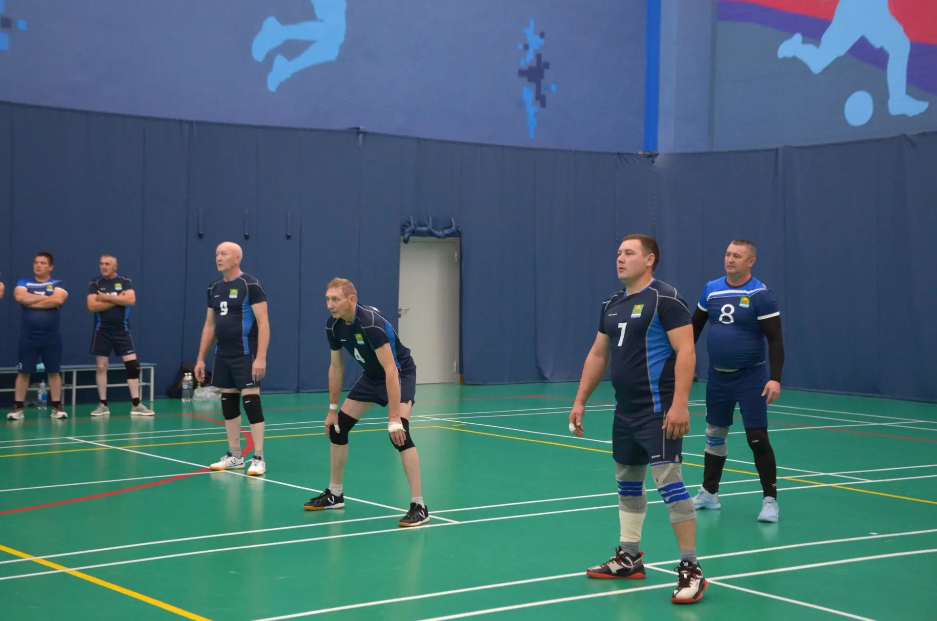 🏐 9-10 октября в пгт Богатые Сабы прошли соревнования по волейболу среди мужских и жен...