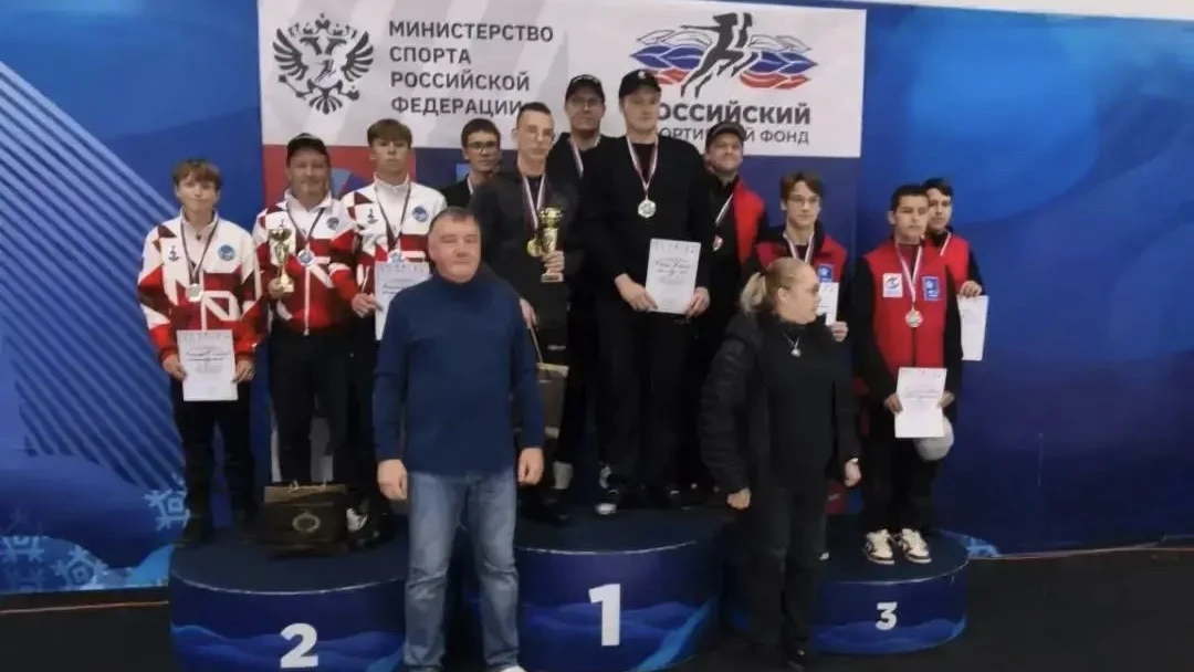 🥌 Кёрлинг в Магадане только набирает силу — а наши спортсмены уже на пьедестале!