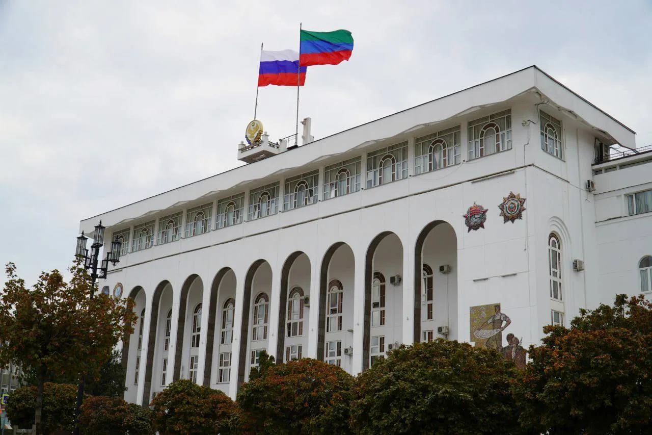 Правительство Дагестана сложило полномочия