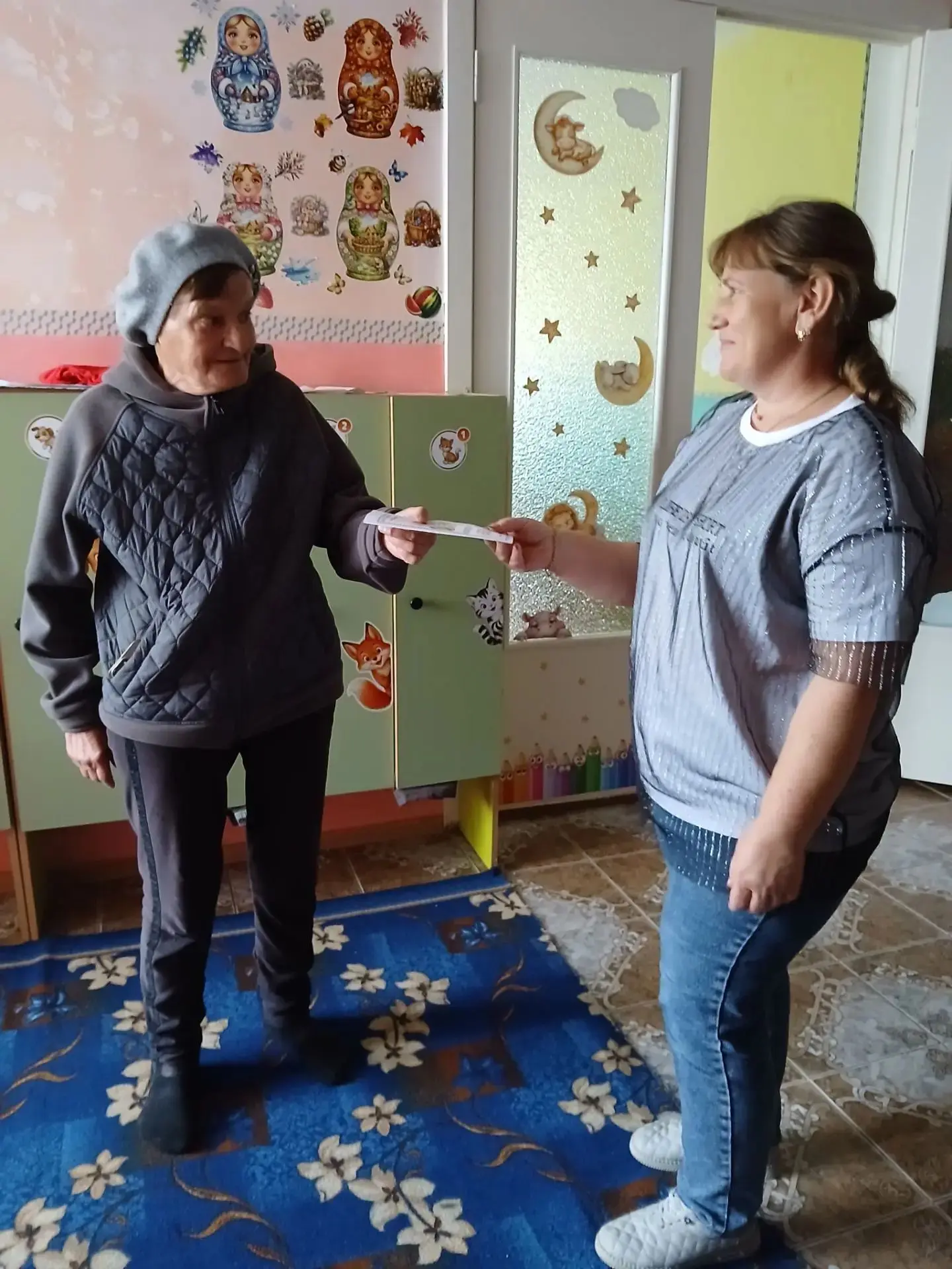 Сегодня в детском саду мы провели с детьми беседу о важности использования световозвращ...