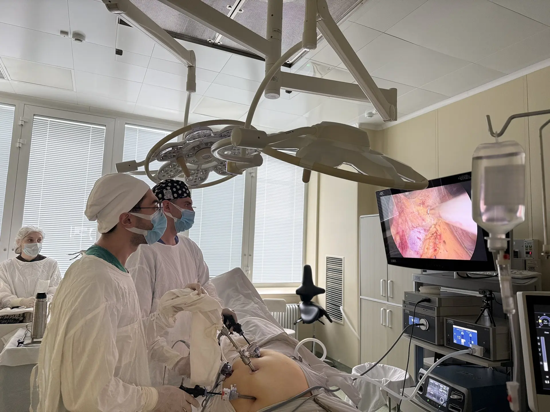 Хирургический мастер-класс в режиме реального времени 🏥