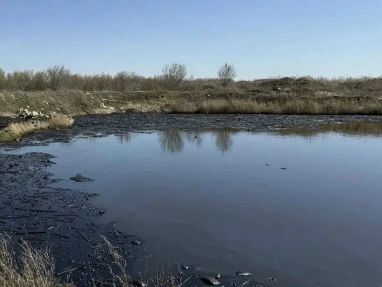Мазутное озеро в Самаре может быть ликвидировано до конца 2030 года. Такие сроки устано...