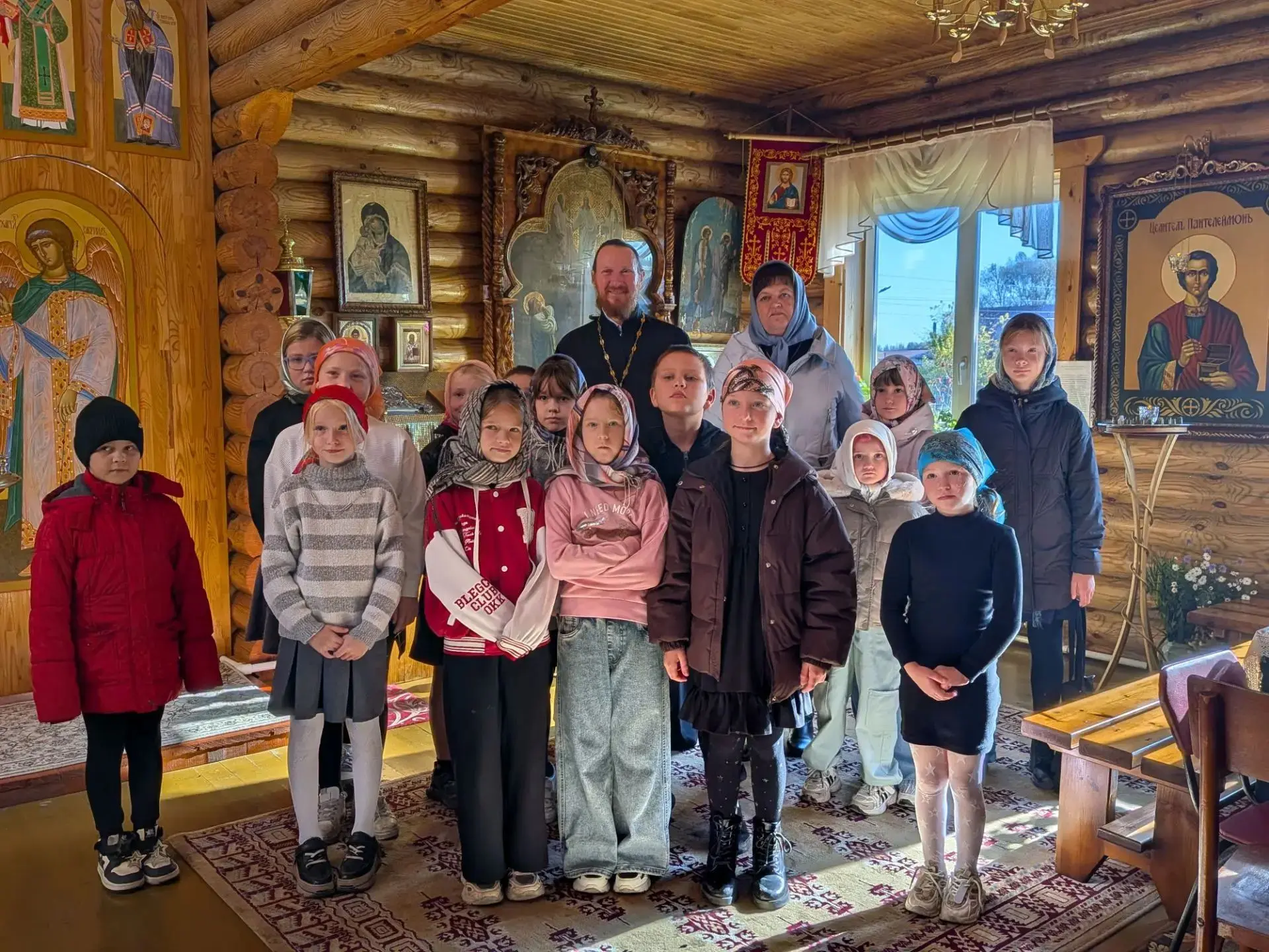 10 октября в Храме Преображения Господня п. Кособродск прошла встреча учащихся начальны...