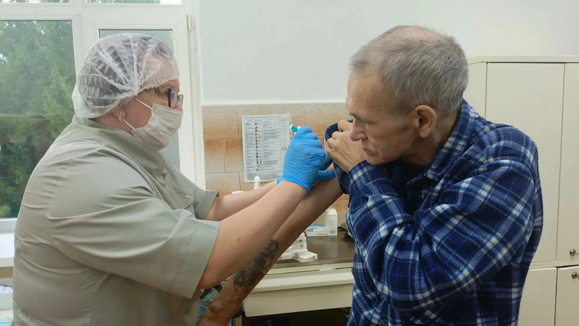 💉Сезон ОРВИ приближается, а мы готовы! У нас стартовала ежегодная вакцинация от гриппа.