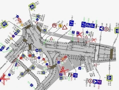 На площади Заводской в Кирове переустановят дорожные знаки