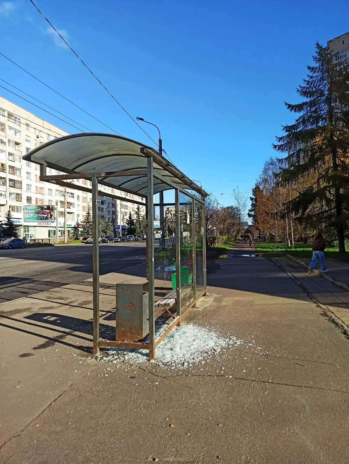 ❗Опять остановки. Очередной акт вандализма на Воскресенской.