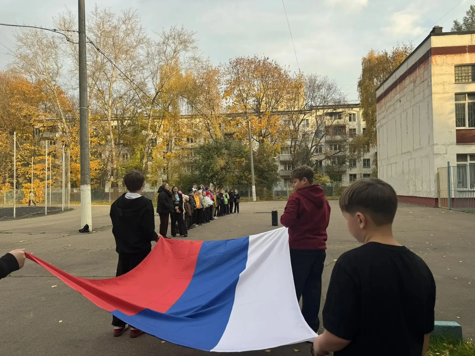 🇷🇺 Начинаем неделю с важного