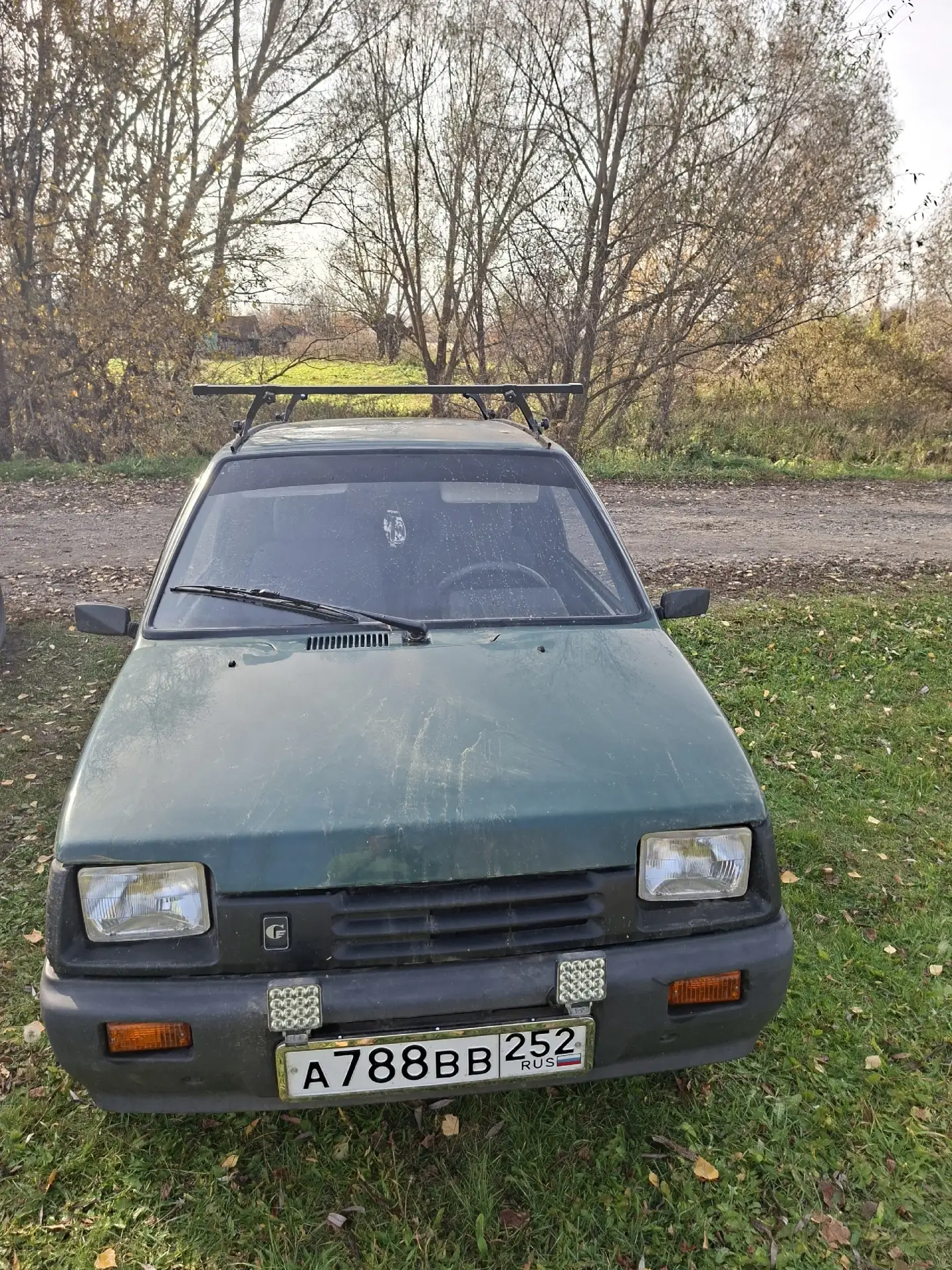 На ходу, но НУЖЕН АККАМУЛЯТОР!!! тот что на ней очень плохой. Не гнилая. Мотор, коробка...
