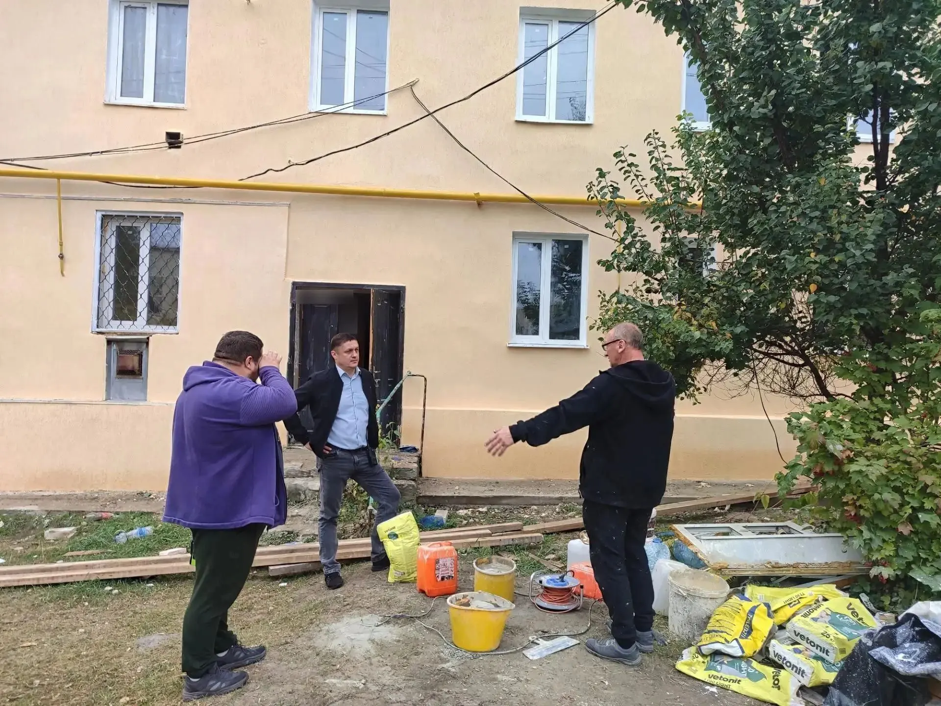 🏠 В Кременском округе проверили восстановление жилых домов