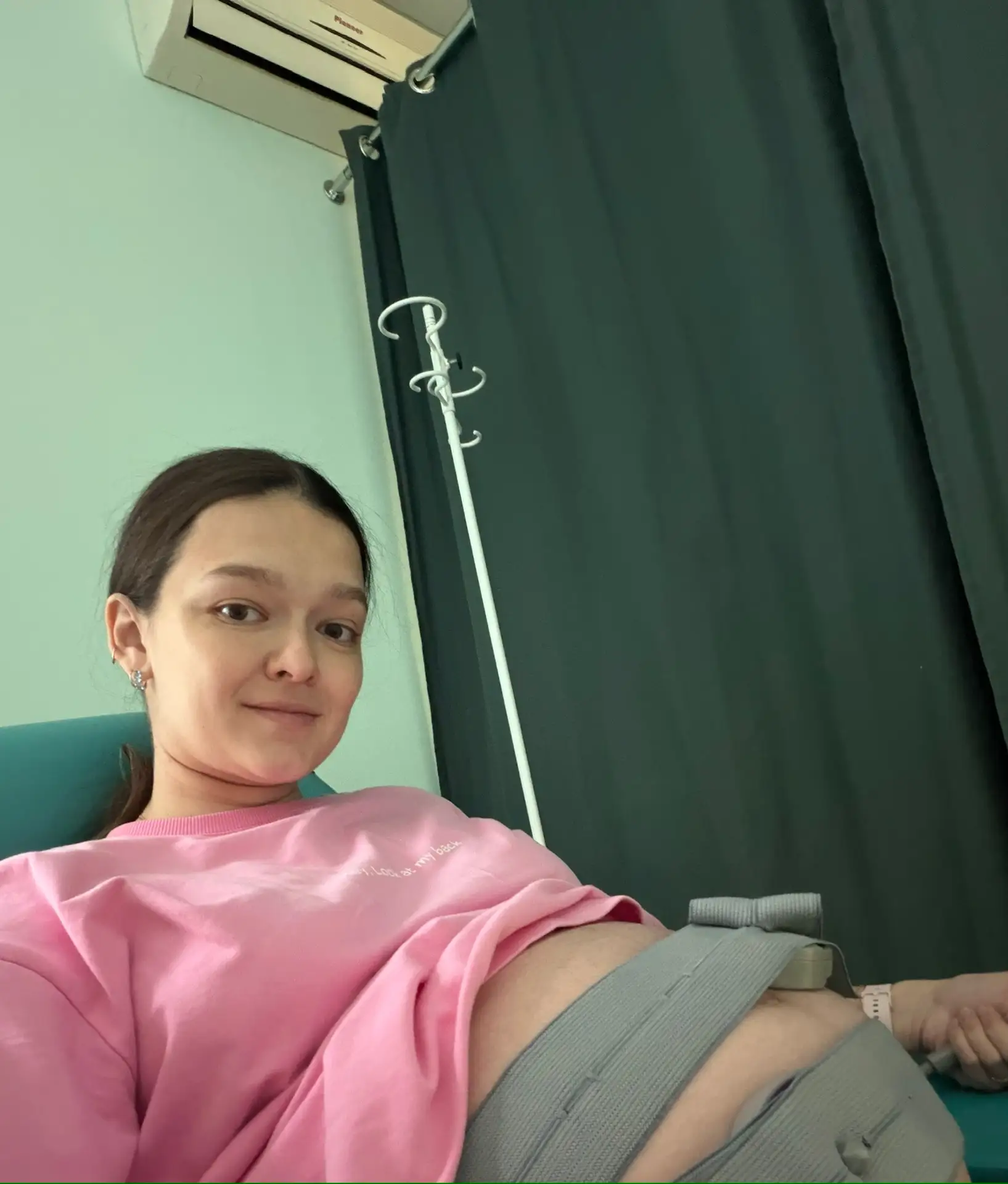 Сегодня ходила на второе КТГ. По результату всё хорошо 🥰Вроде просто сидишь, жмешь кно...