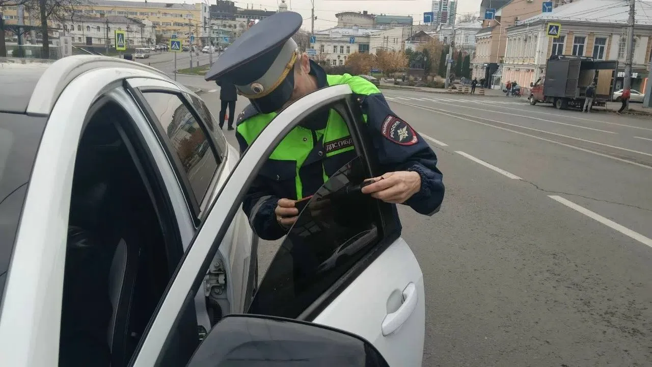 🚔 Более 60 водителей с чрезмерной тонировкой выявили в Иванове