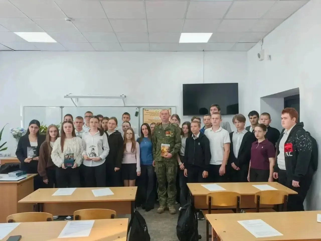 🎉 «История моего героя»: урок мужества в нашей школе.