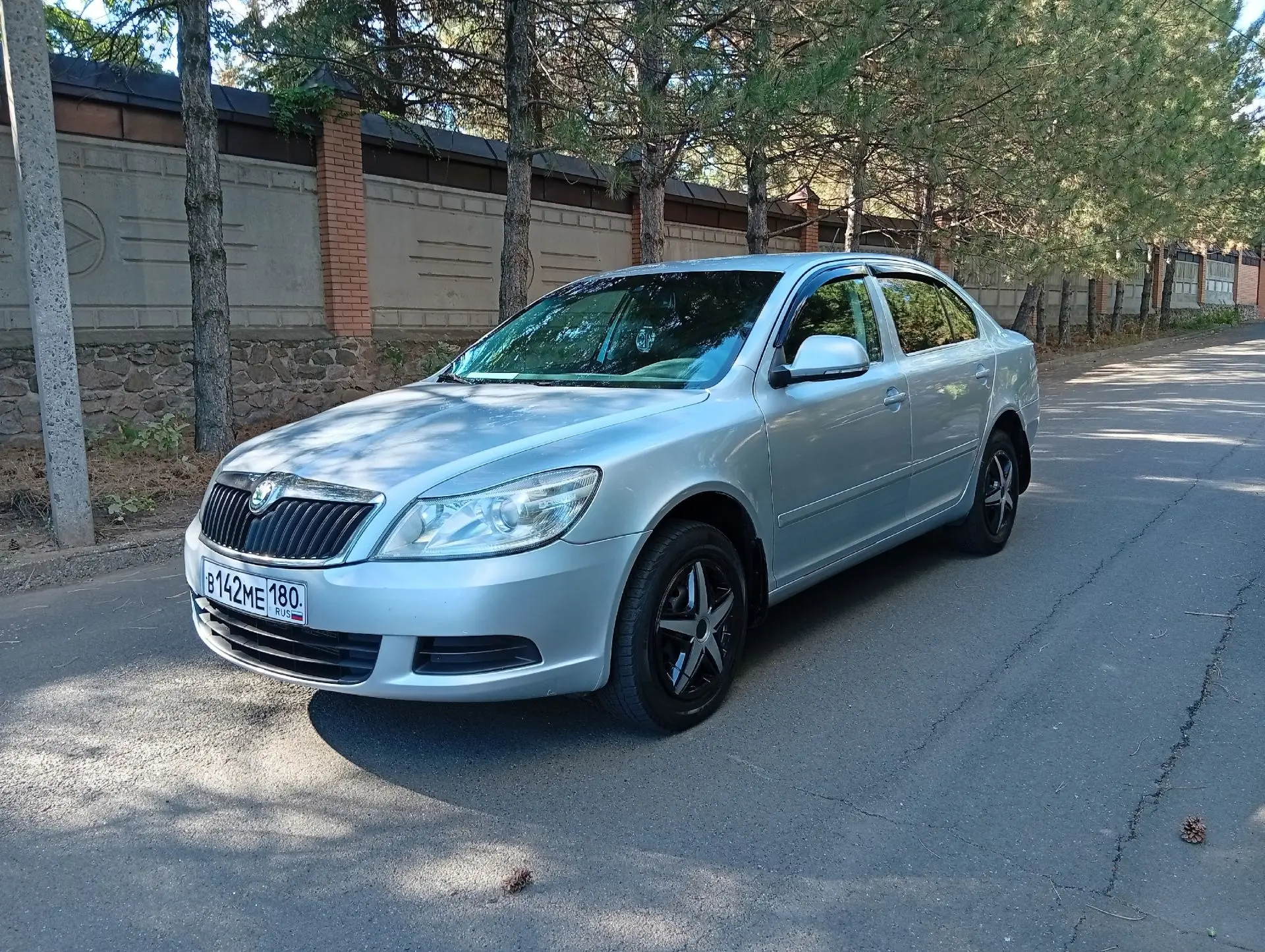 Продам очень надёжный автомобиль Шкода Октавия А5 2012 года 1.8 tsi 6ст механика авто в...