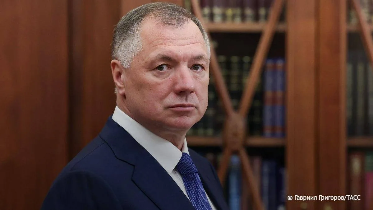 В Донбассе и Новороссии есть автобусы, но не хватает водителей, заявил зампред правител...