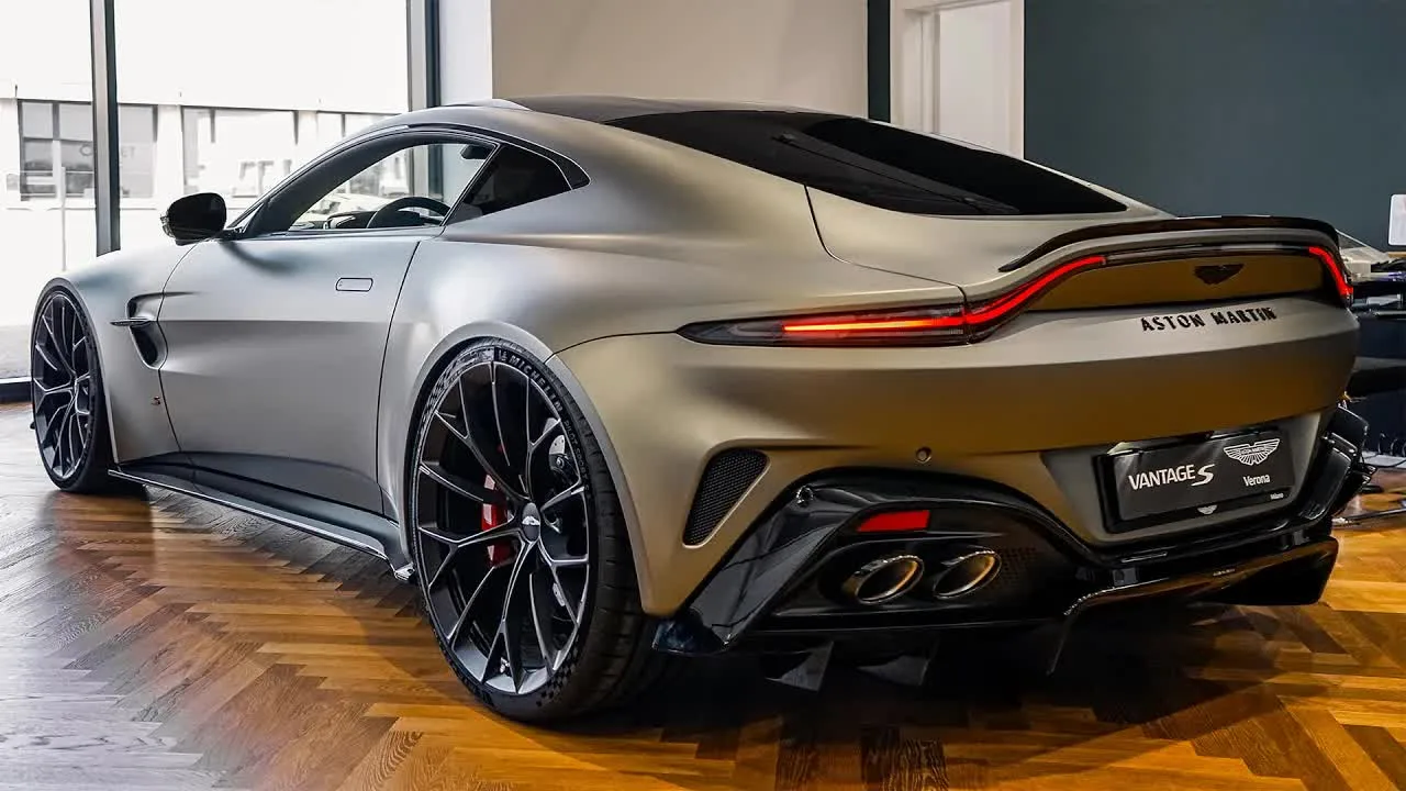 Aston Martin Vantage S 2027: интерьер и экстерьер