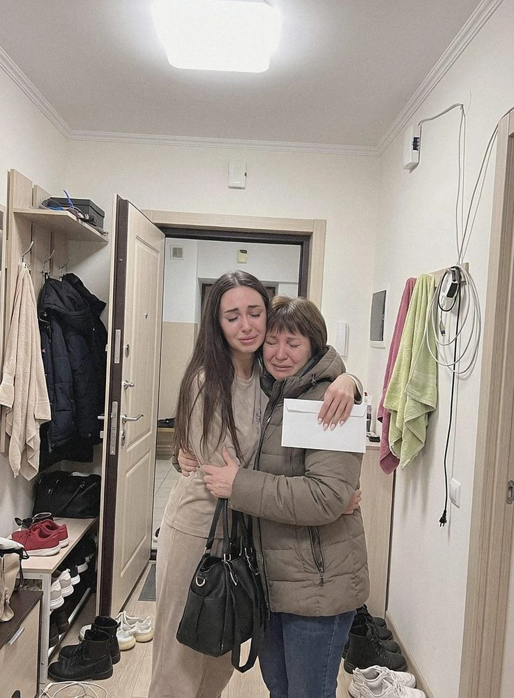 Лучшая подруга заняла у меня пятьдесят тысяч и пропала на год. Через год она позвонила ...