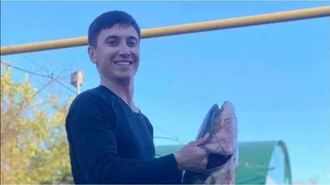 🐟 17 КИЛОГРАММ ЧИСТОЙ СИЛЫ! В Чишмах рыбак выловил речного монстра на реке Дёме.