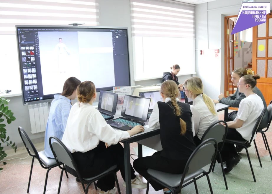 👩🏽‍🏫 Узнай больше о профессии мечты – в Хабаровском крае стартует день открытых двер...
