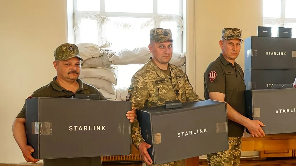 ❗️США ограничили Украине скорость терминалов Starlink до 160 км/ч в движении без уведом...