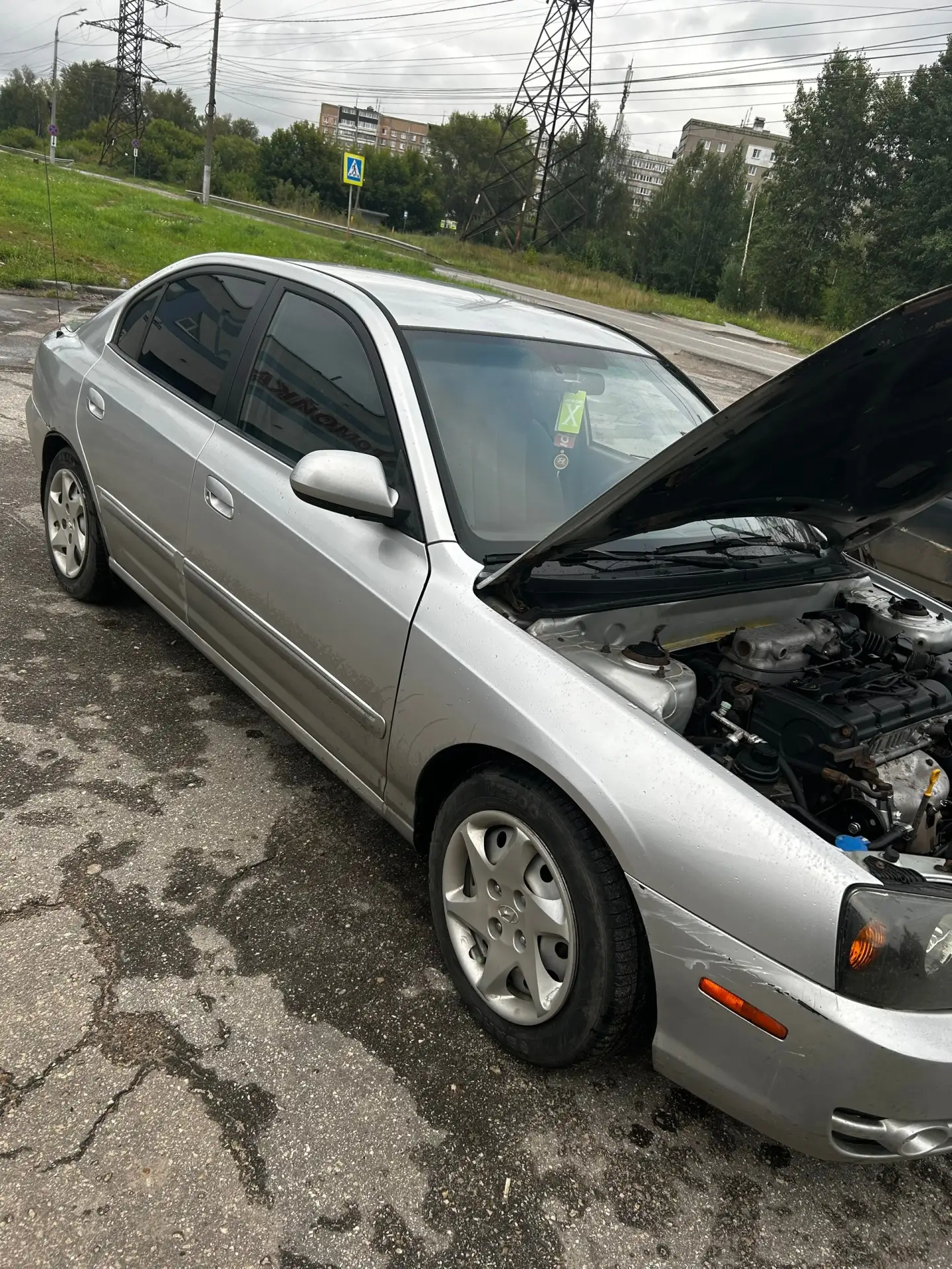 Хендай элантра xd 3 2003г автомат мотор 2.0 американец зимняя резина в комплекте  я хоз...