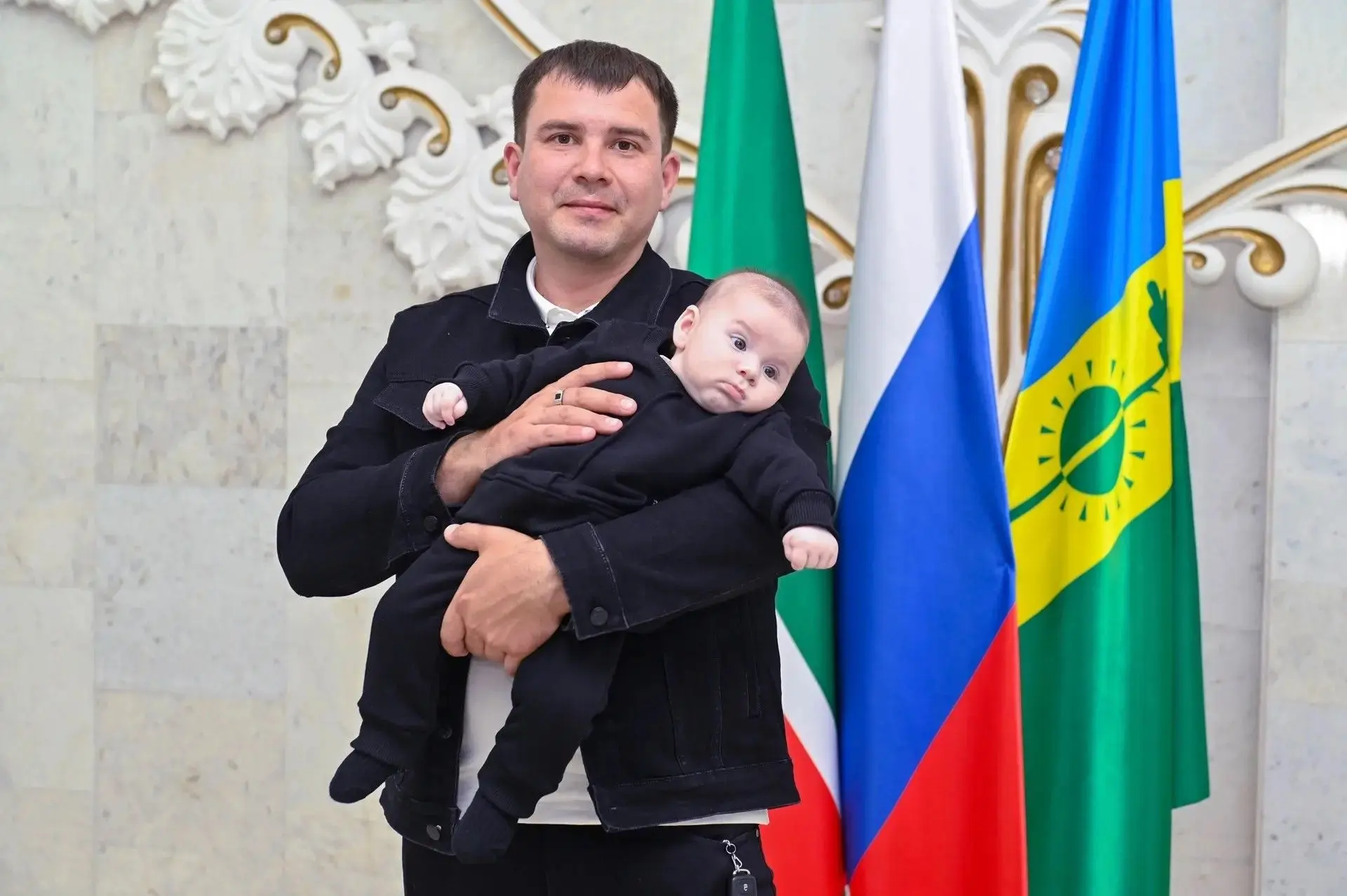 В Нижнекамске шесть многодетных семей получили удостоверения 💞