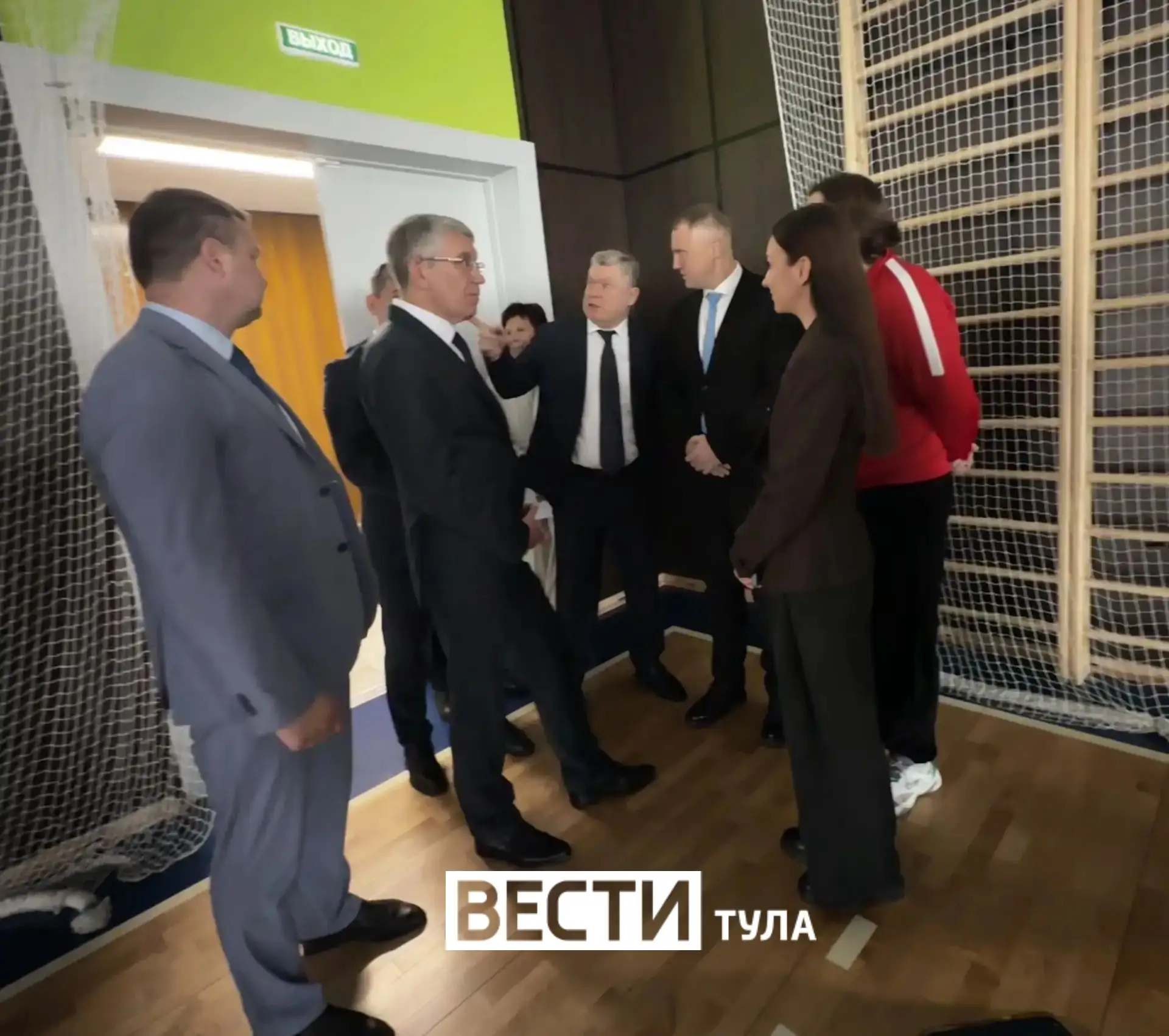 Глава Тульского региона Дмитрий Миляев выступил  лектором по обществознанию для студент...