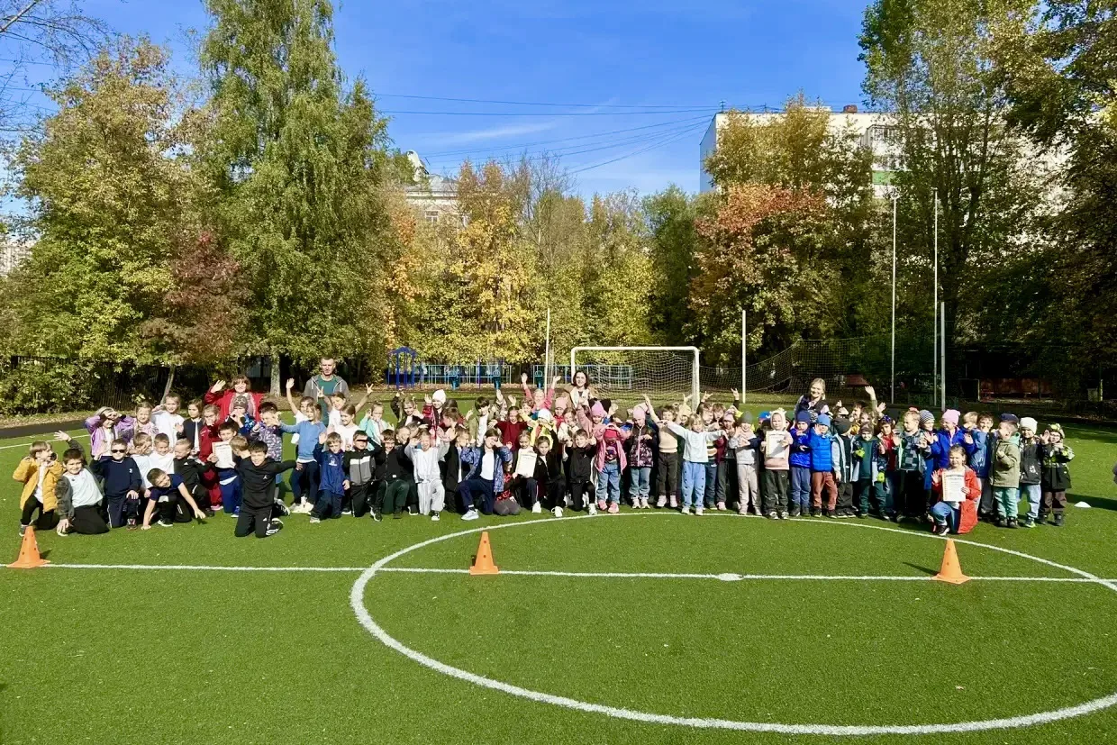 🍂 «Осенняя эстафета»: скорость, ловкость и командный дух!