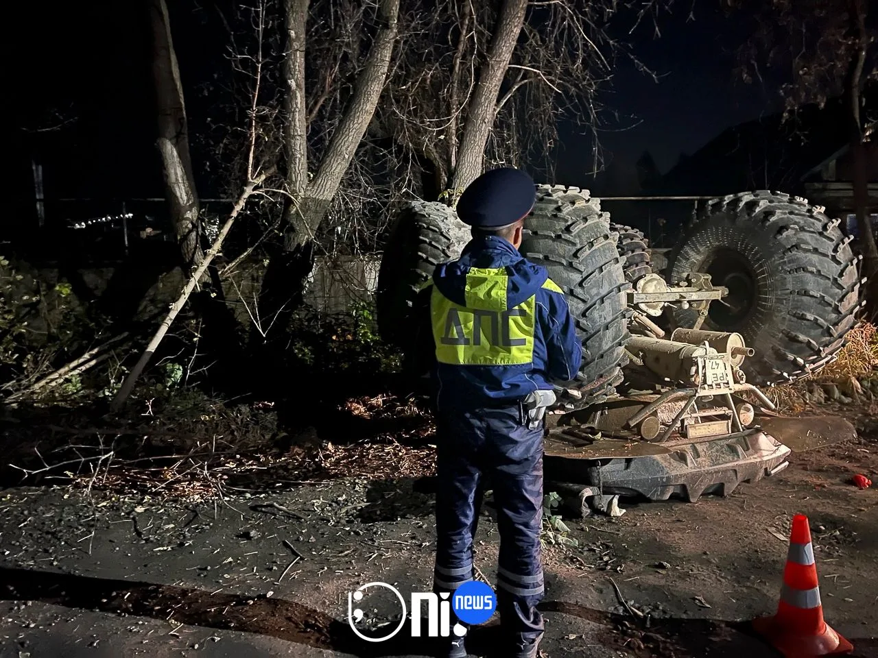 🚨 В Первоуральске перевернулся квадроцикл: медики осмотрели пятерых человек