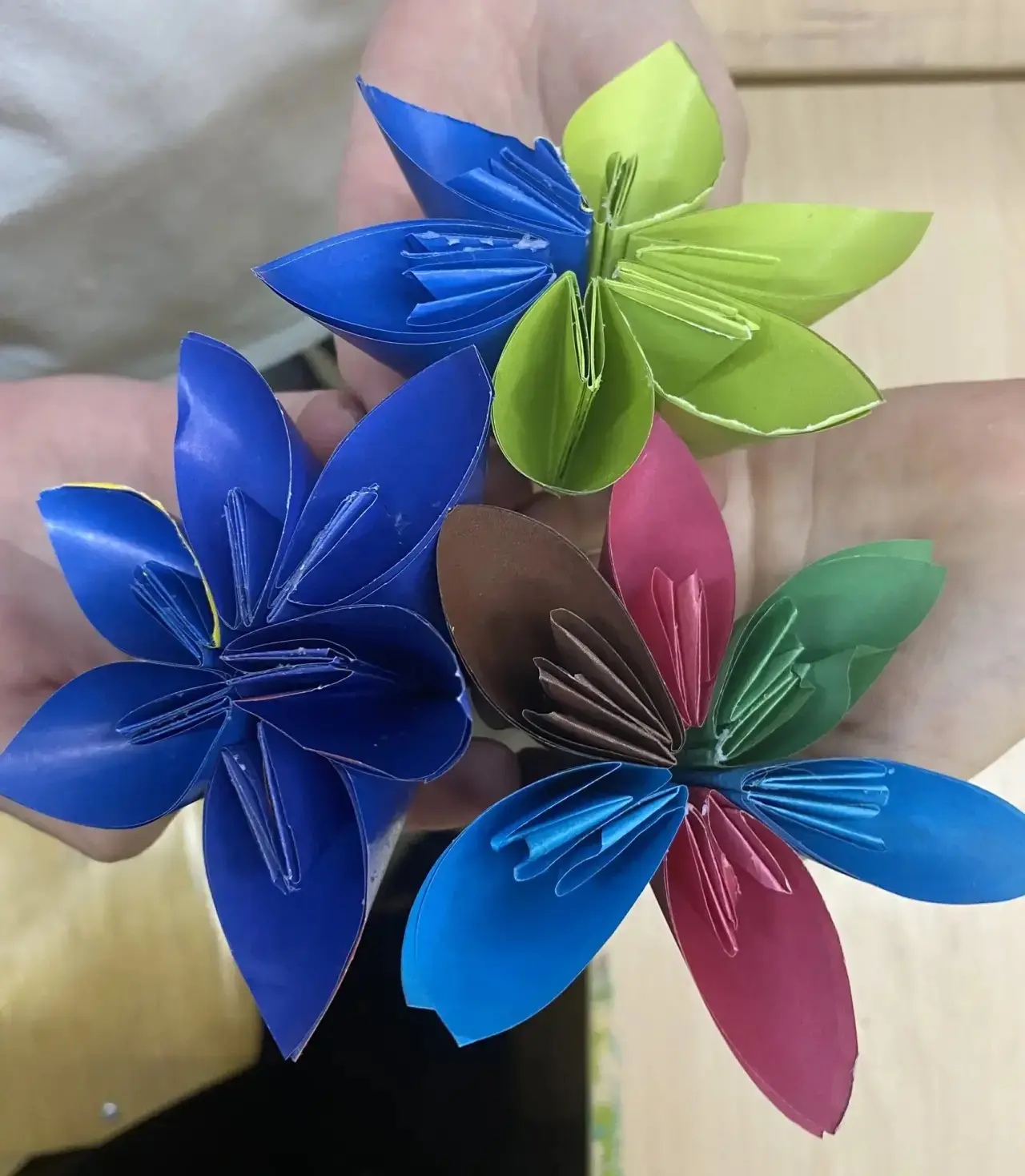 Бумажная магия: создаем объемный букет 🌸