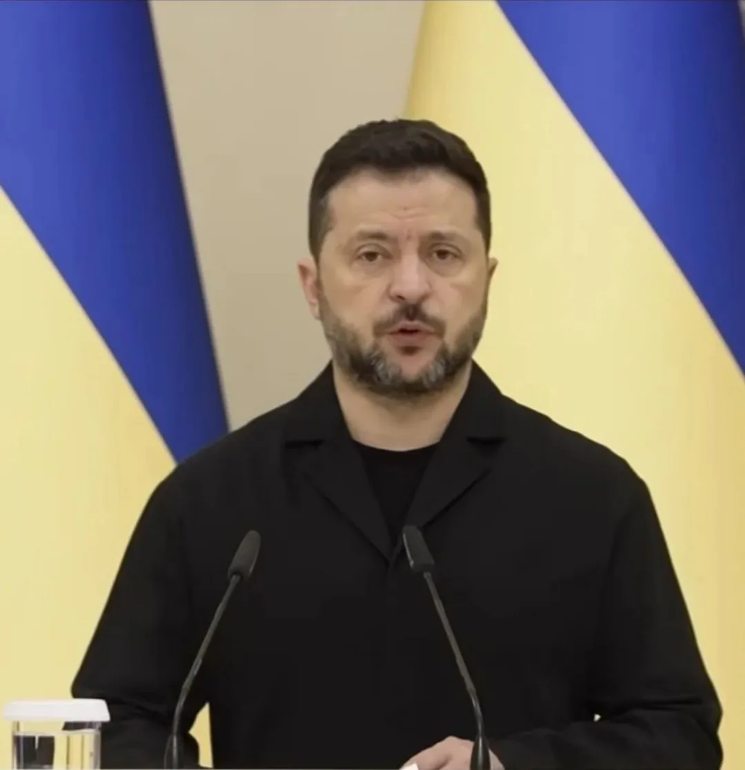 "Украина будет готова остановить удары по российским НПЗ, если Россия прекратит наносит...