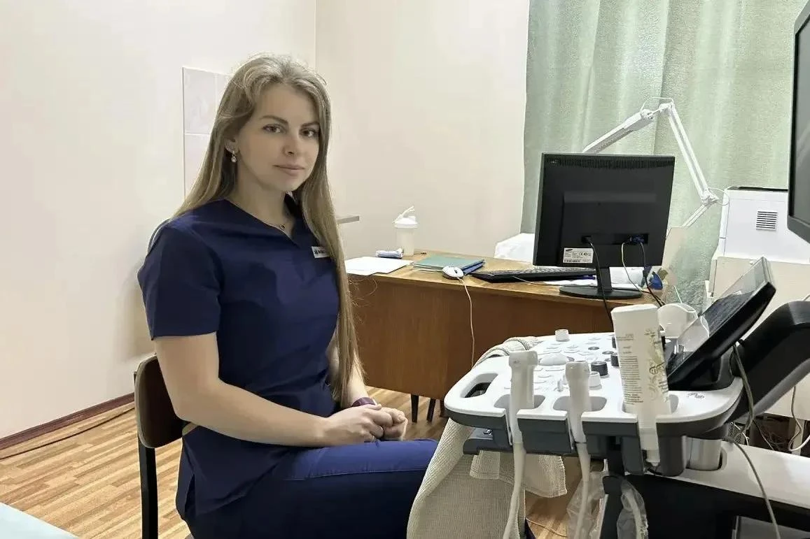 🏥 Три новых врача пополнили штат Островской межрайонной больницы