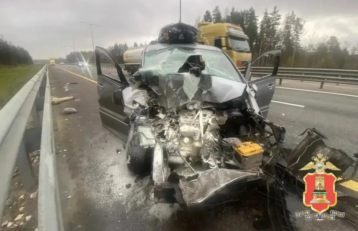 🚗 Семь человек пострадали в ДТП с легковушкой и грузовиком на трассе М-11 в Тверской о...