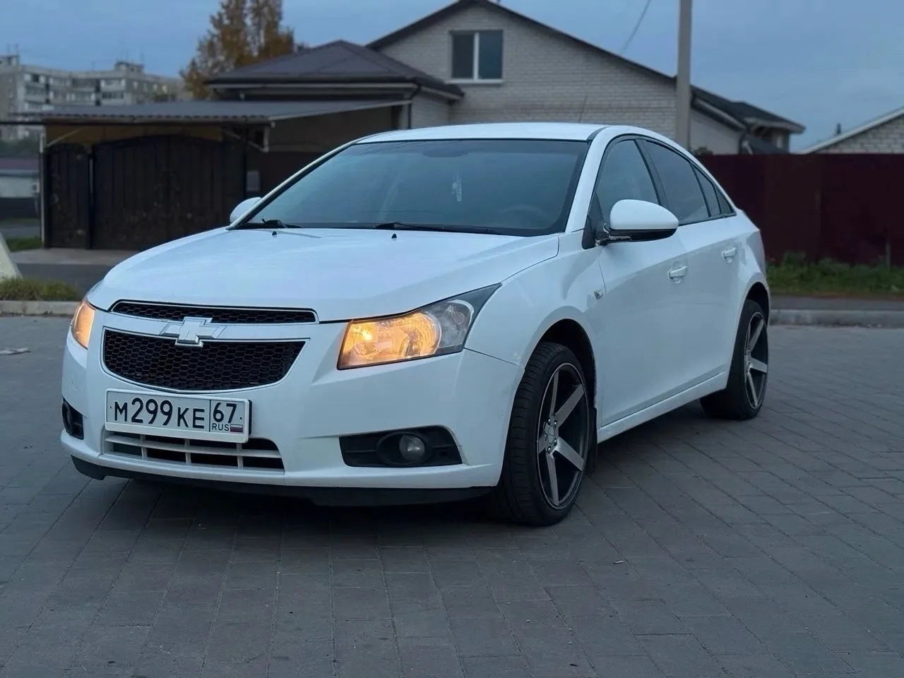 Продам Chevrolet Cruze 2011 года 1.6 МТ, в отличном техническом состоянии, мотор и коро...