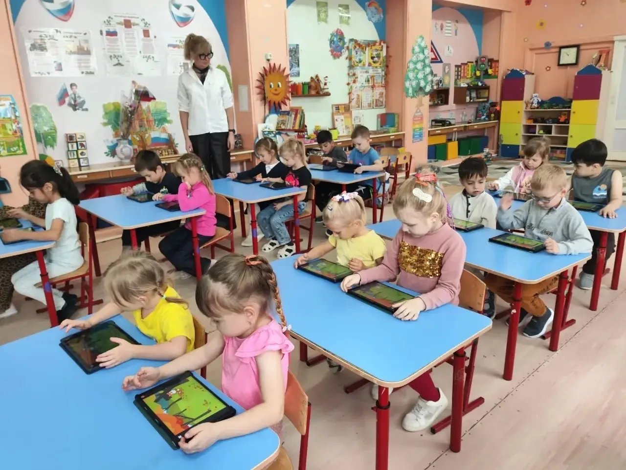 👍Ясногорские дошколята осваивают IT-программирование