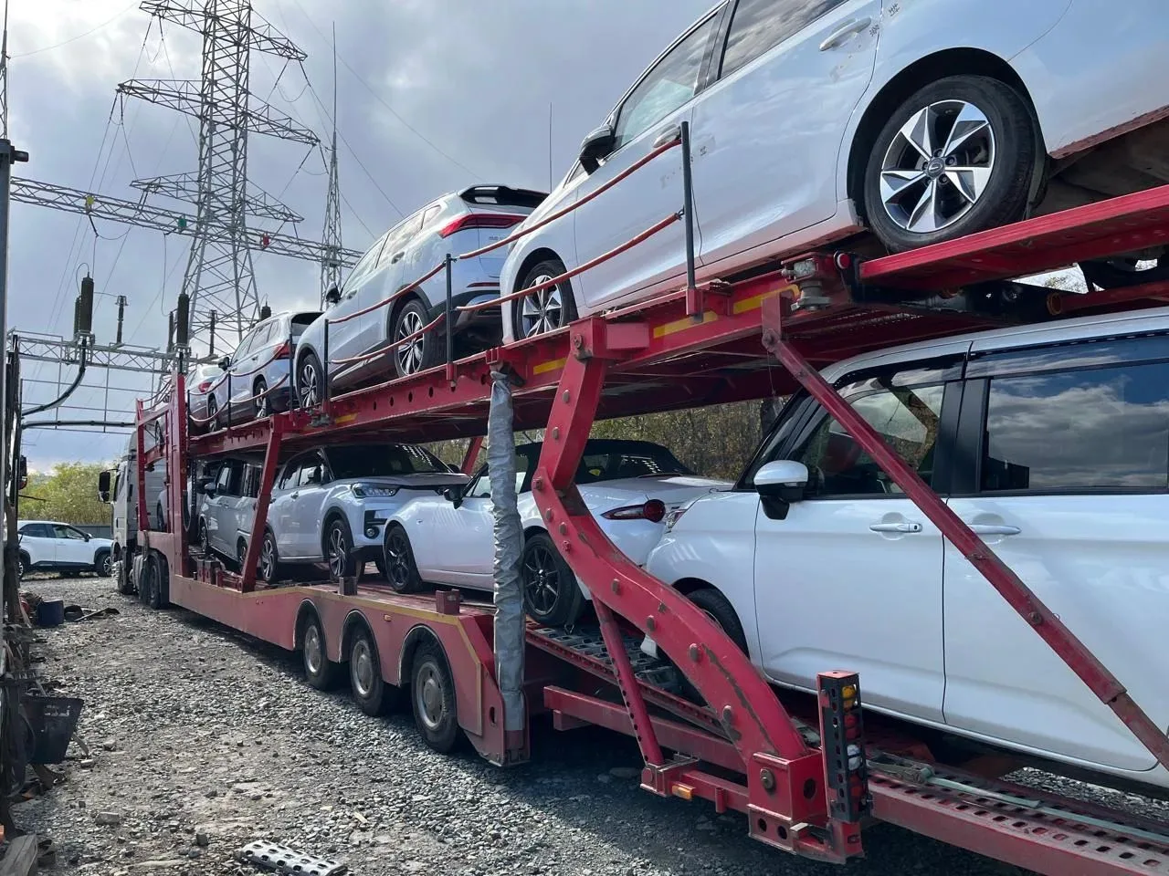 Очередной автовоз с автомобилями наших клиентов выехал на маршрут Владивосток-Омск 🚀