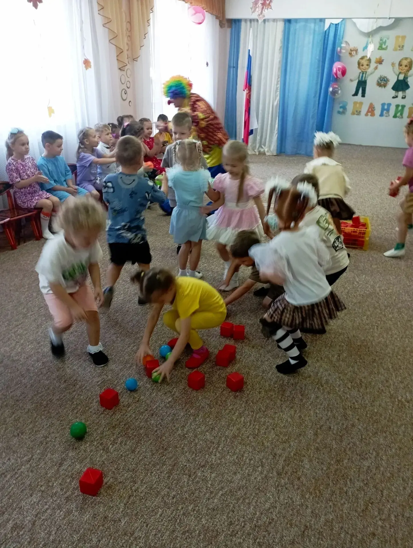 Поздравляем с началом учебного года! С ДНЕМ ЗНАНИЙ!   Сегодня в нашем детском саду было...