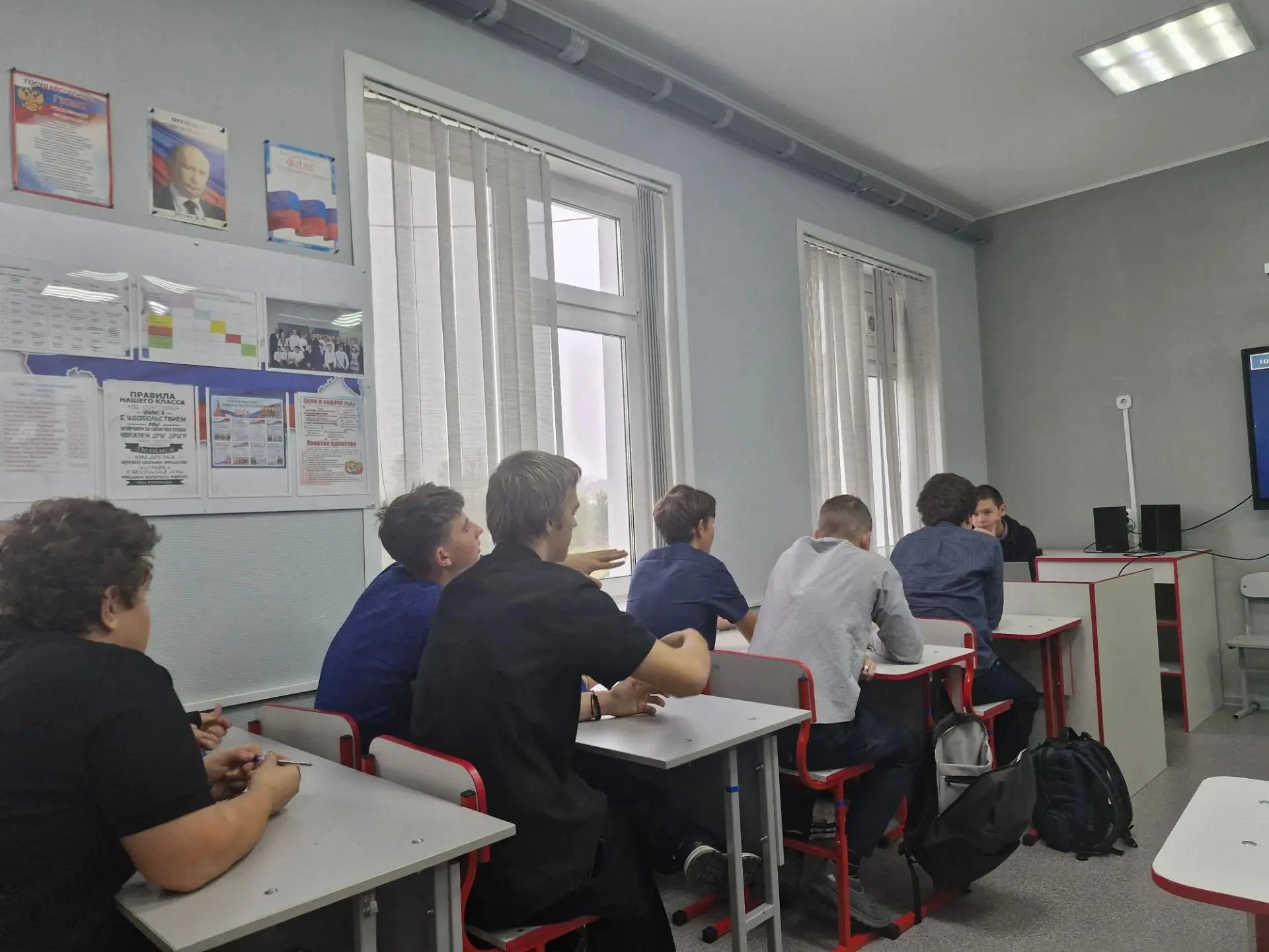 15 октября 2026 года в рамках Краевого семейного финансового фестиваля классный руковод...